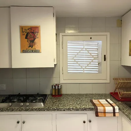 Juliette - With Sea-view , Parking, Swimming-pool Cadaques